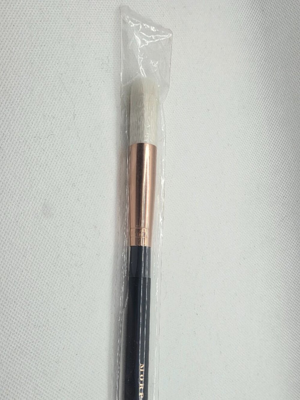 Morphe R14 Round Contour Brush – NEW
